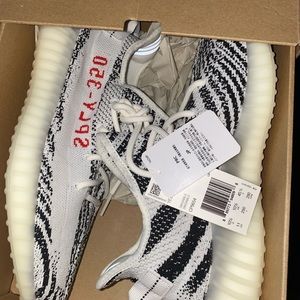 yeezy sneakers 350 v2 Zebra Brand New